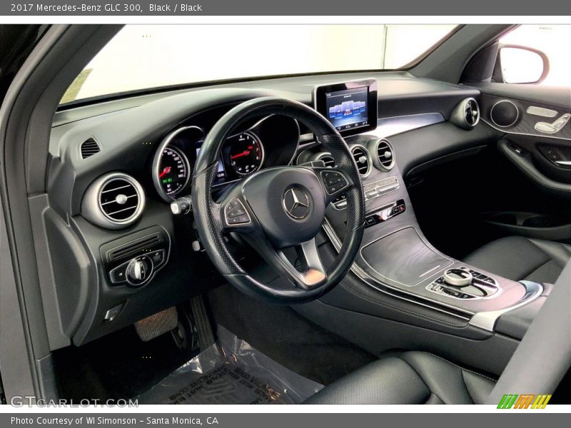 Black / Black 2017 Mercedes-Benz GLC 300