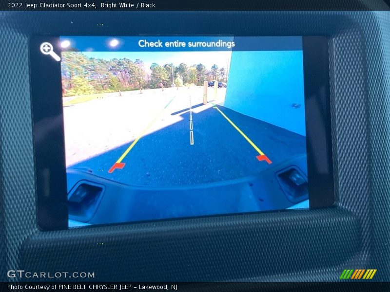 Bright White / Black 2022 Jeep Gladiator Sport 4x4