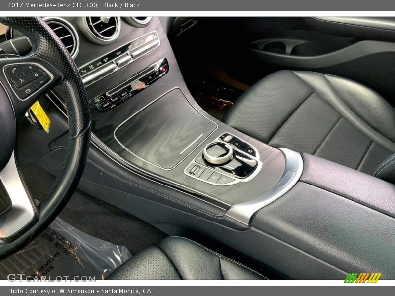 Black / Black 2017 Mercedes-Benz GLC 300