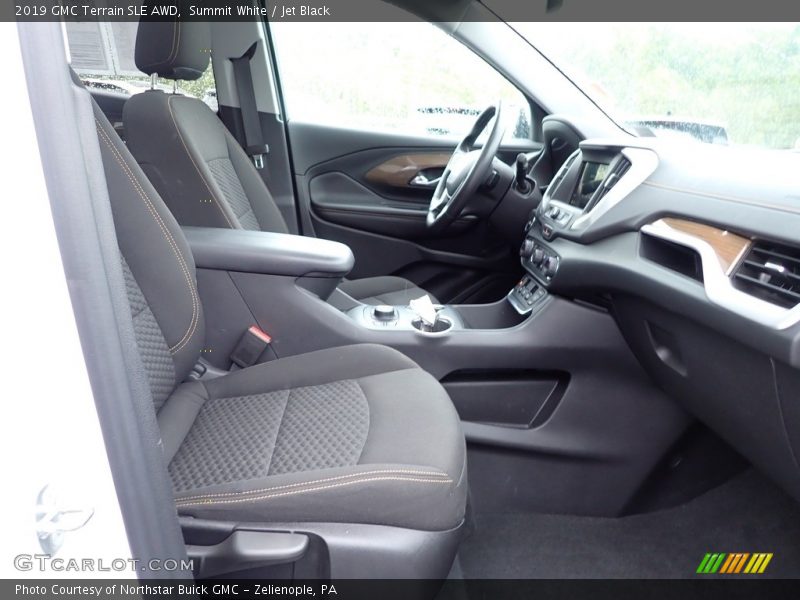 Summit White / Jet Black 2019 GMC Terrain SLE AWD