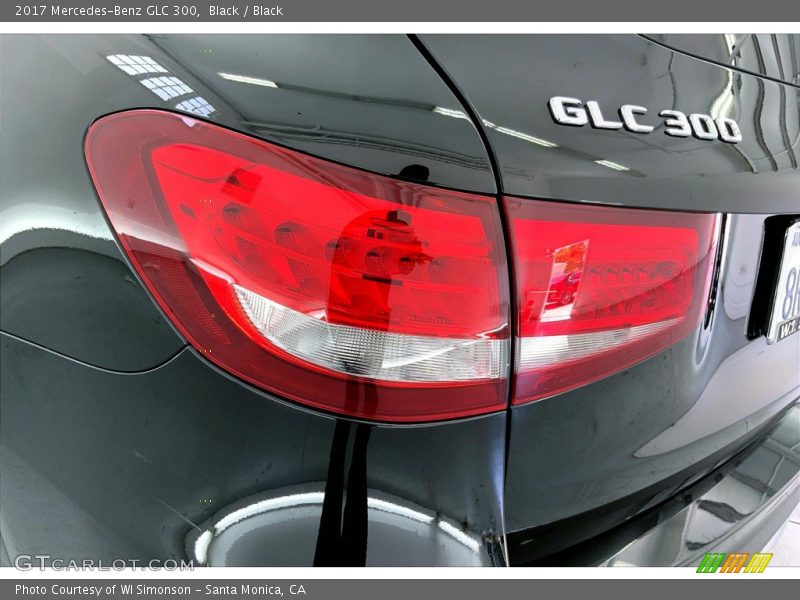 Black / Black 2017 Mercedes-Benz GLC 300