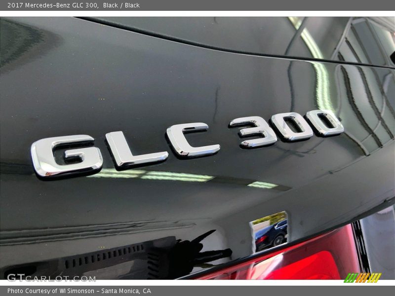 Black / Black 2017 Mercedes-Benz GLC 300