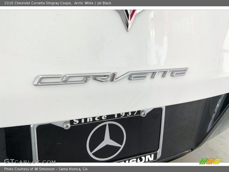 Arctic White / Jet Black 2016 Chevrolet Corvette Stingray Coupe