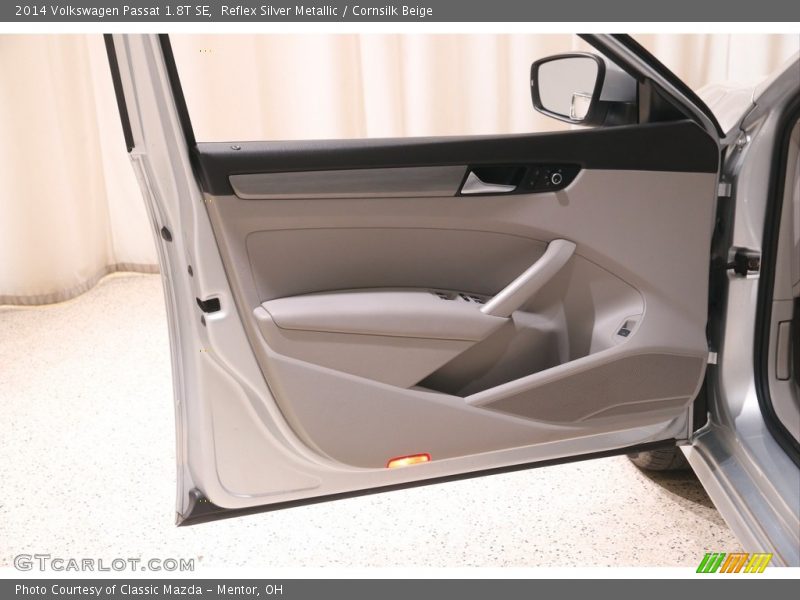 Reflex Silver Metallic / Cornsilk Beige 2014 Volkswagen Passat 1.8T SE