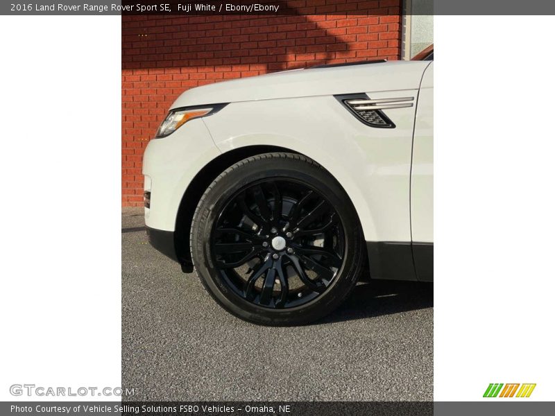 Fuji White / Ebony/Ebony 2016 Land Rover Range Rover Sport SE