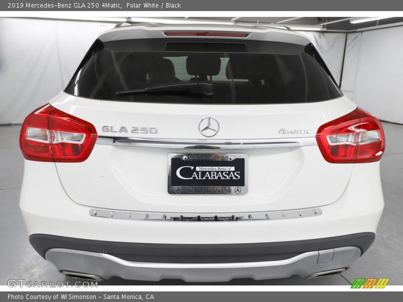 Polar White / Black 2019 Mercedes-Benz GLA 250 4Matic