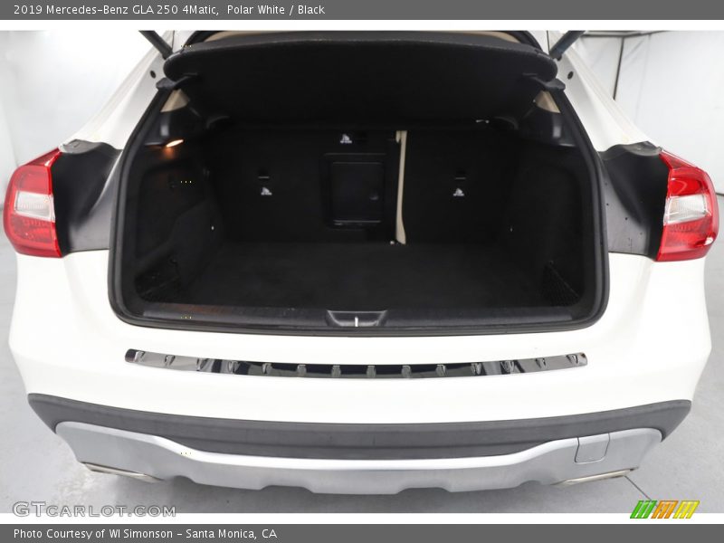 Polar White / Black 2019 Mercedes-Benz GLA 250 4Matic