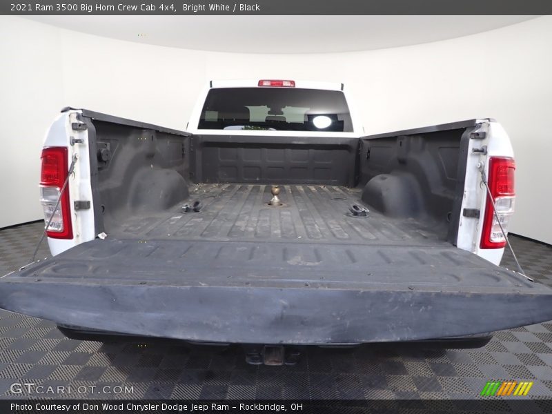 Bright White / Black 2021 Ram 3500 Big Horn Crew Cab 4x4