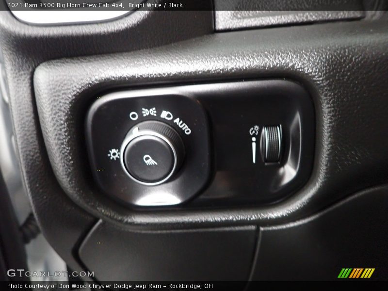 Bright White / Black 2021 Ram 3500 Big Horn Crew Cab 4x4
