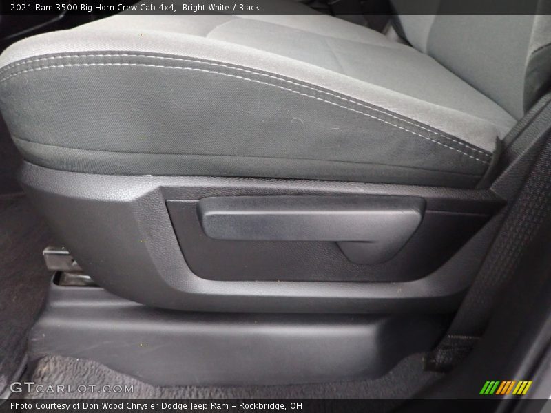 Bright White / Black 2021 Ram 3500 Big Horn Crew Cab 4x4