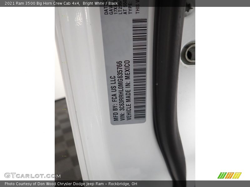 Bright White / Black 2021 Ram 3500 Big Horn Crew Cab 4x4