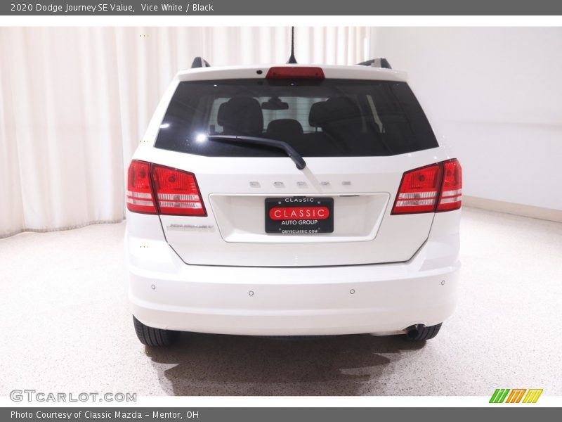 Vice White / Black 2020 Dodge Journey SE Value
