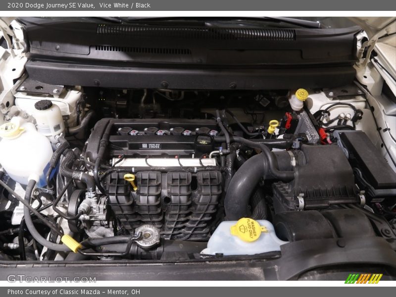 Vice White / Black 2020 Dodge Journey SE Value