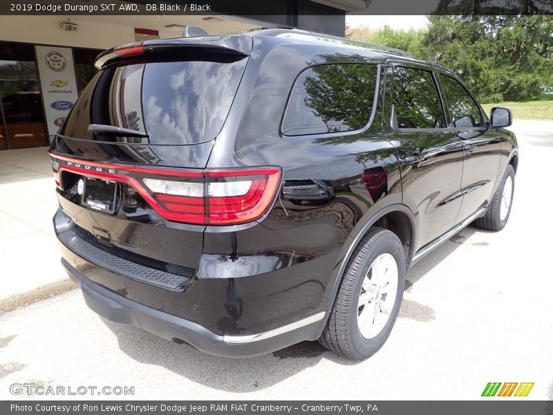DB Black / Black 2019 Dodge Durango SXT AWD