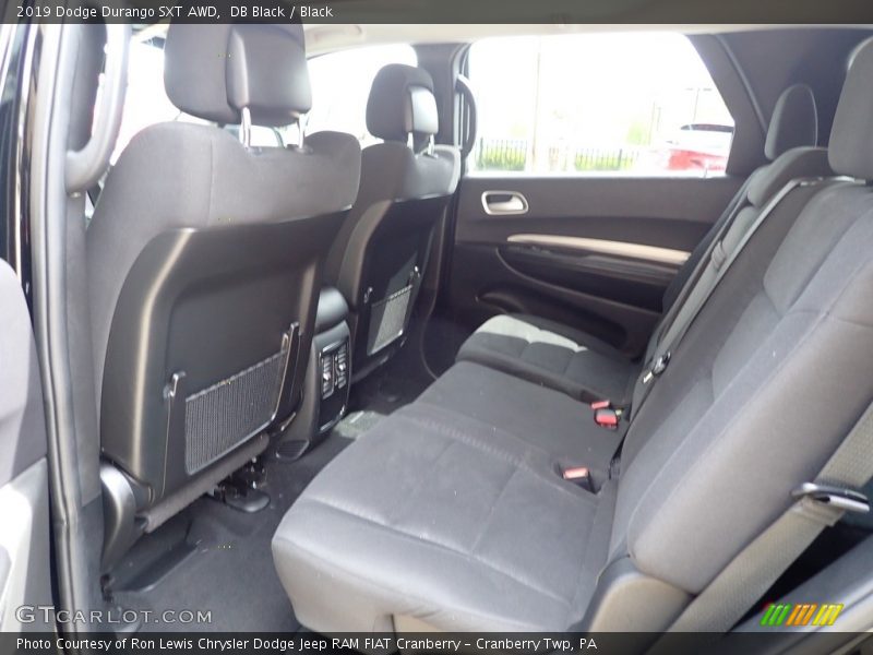 DB Black / Black 2019 Dodge Durango SXT AWD