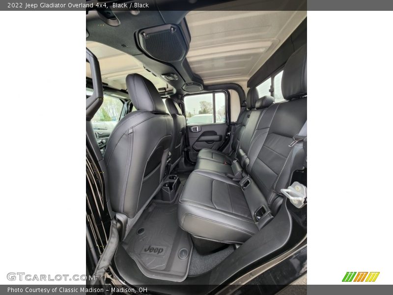 Black / Black 2022 Jeep Gladiator Overland 4x4