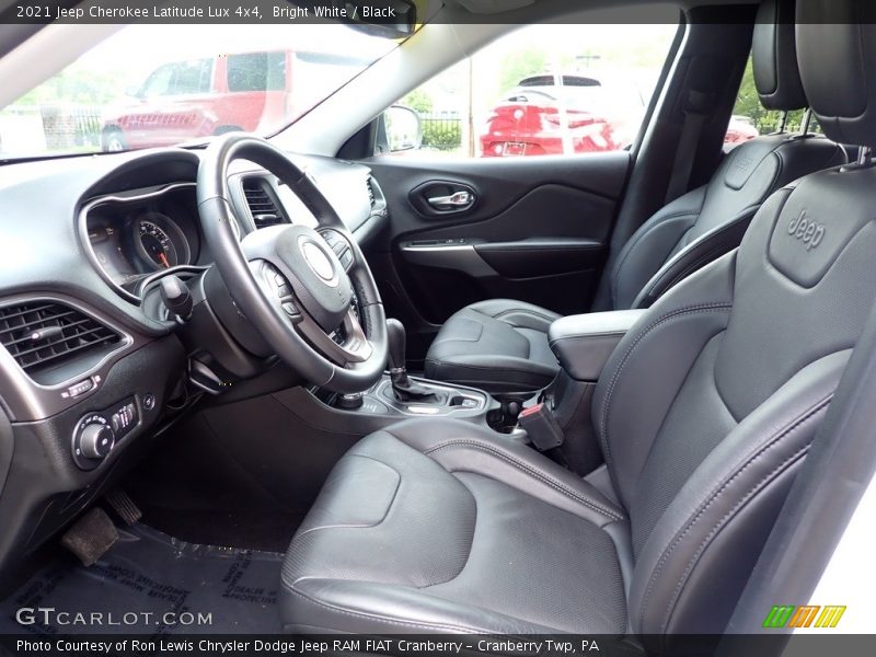 Bright White / Black 2021 Jeep Cherokee Latitude Lux 4x4