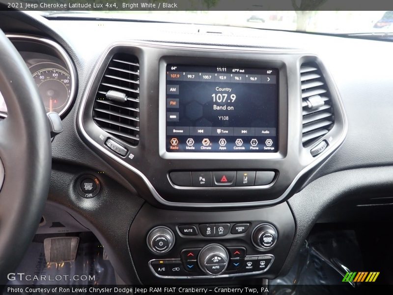 Bright White / Black 2021 Jeep Cherokee Latitude Lux 4x4