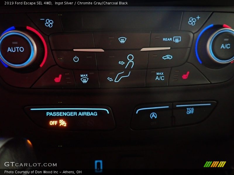 Ingot Silver / Chromite Gray/Charcoal Black 2019 Ford Escape SEL 4WD