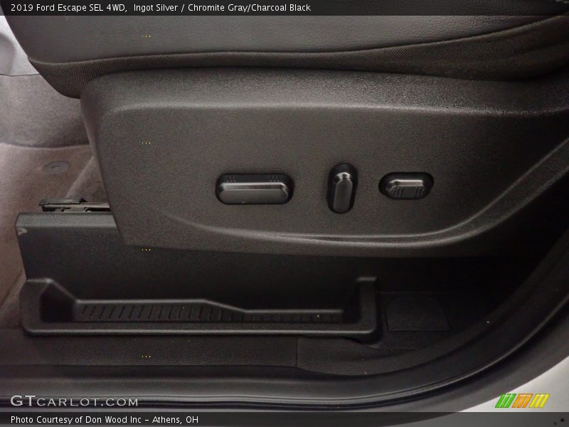 Ingot Silver / Chromite Gray/Charcoal Black 2019 Ford Escape SEL 4WD