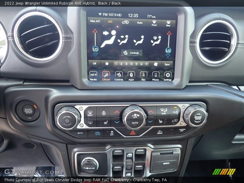 Black / Black 2022 Jeep Wrangler Unlimited Rubicon 4XE Hybrid