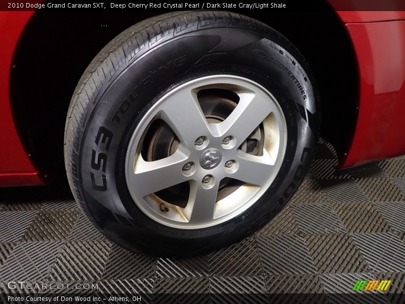 Deep Cherry Red Crystal Pearl / Dark Slate Gray/Light Shale 2010 Dodge Grand Caravan SXT