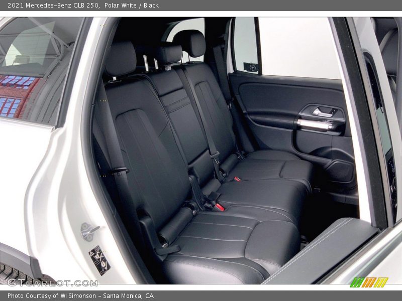 Polar White / Black 2021 Mercedes-Benz GLB 250