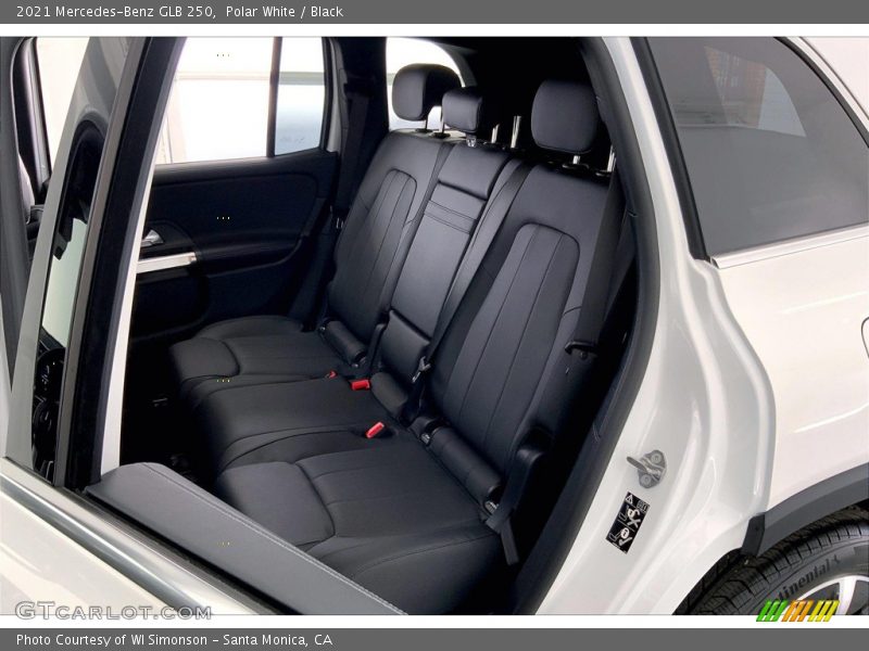 Polar White / Black 2021 Mercedes-Benz GLB 250