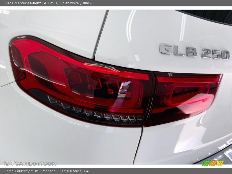 Polar White / Black 2021 Mercedes-Benz GLB 250