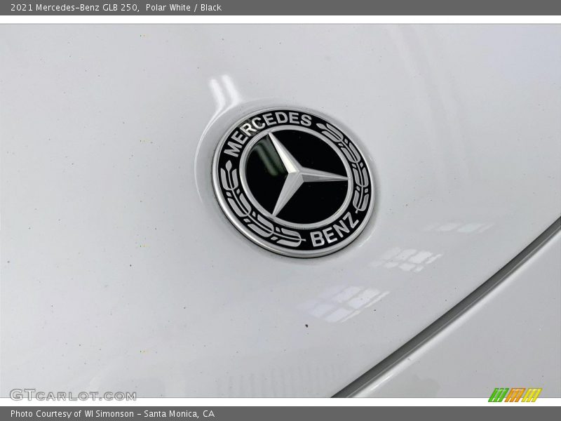 Polar White / Black 2021 Mercedes-Benz GLB 250