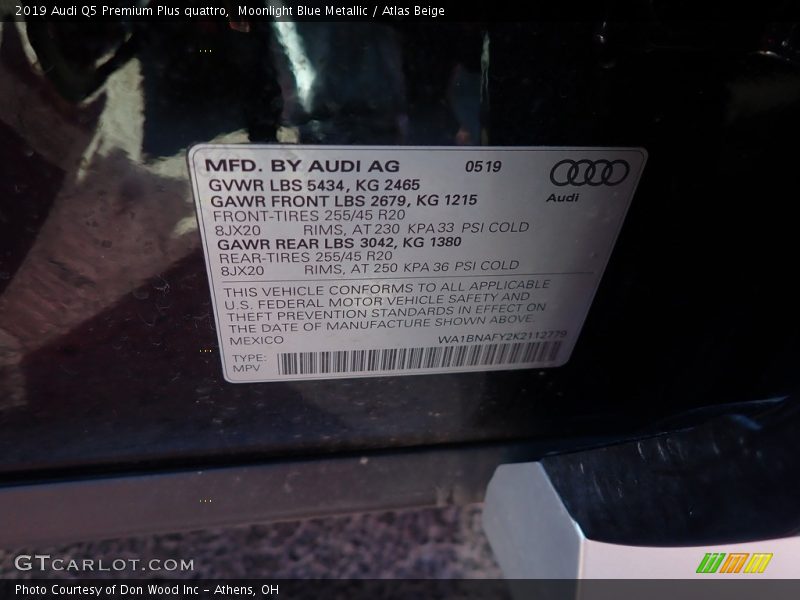 Moonlight Blue Metallic / Atlas Beige 2019 Audi Q5 Premium Plus quattro