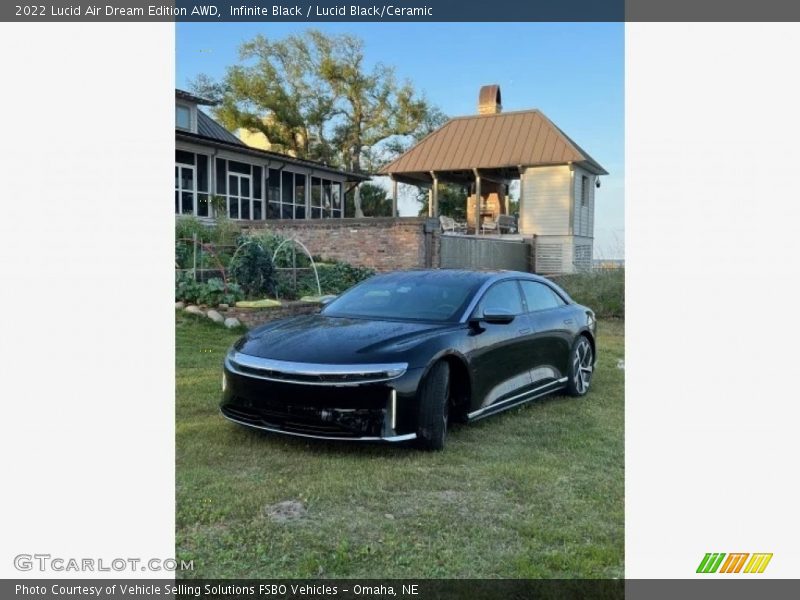 Front 3/4 View of 2022 Air Dream Edition AWD