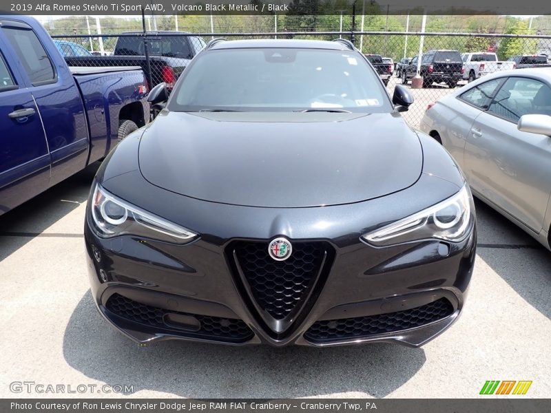 Volcano Black Metallic / Black 2019 Alfa Romeo Stelvio Ti Sport AWD