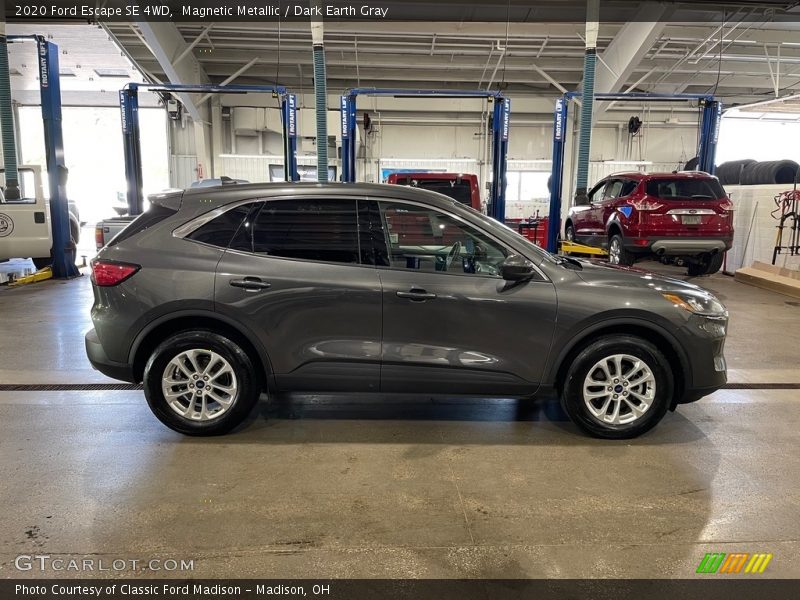 Magnetic Metallic / Dark Earth Gray 2020 Ford Escape SE 4WD