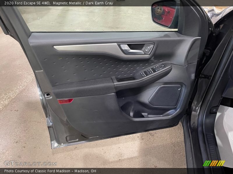 Magnetic Metallic / Dark Earth Gray 2020 Ford Escape SE 4WD