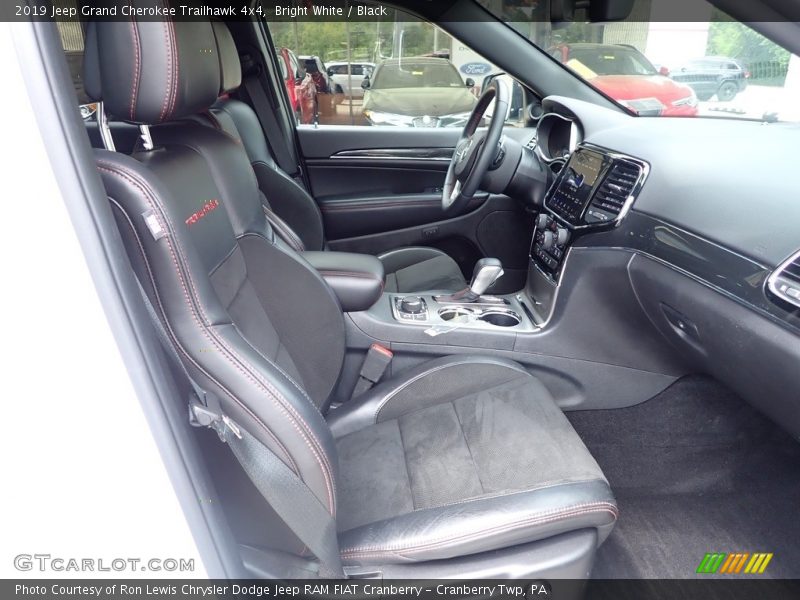 Bright White / Black 2019 Jeep Grand Cherokee Trailhawk 4x4