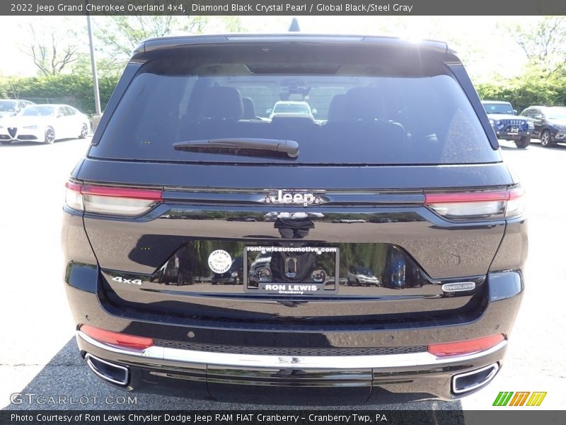 Diamond Black Crystal Pearl / Global Black/Steel Gray 2022 Jeep Grand Cherokee Overland 4x4