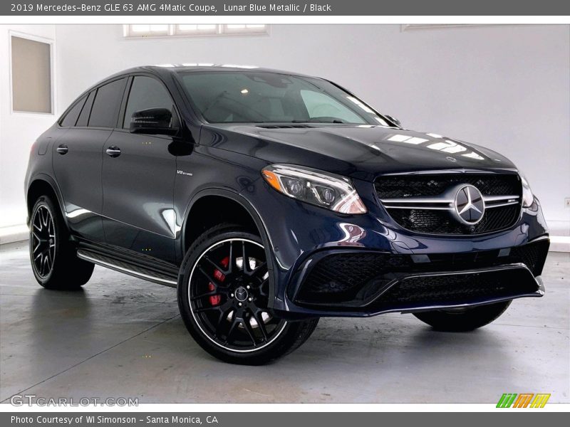 Front 3/4 View of 2019 GLE 63 AMG 4Matic Coupe