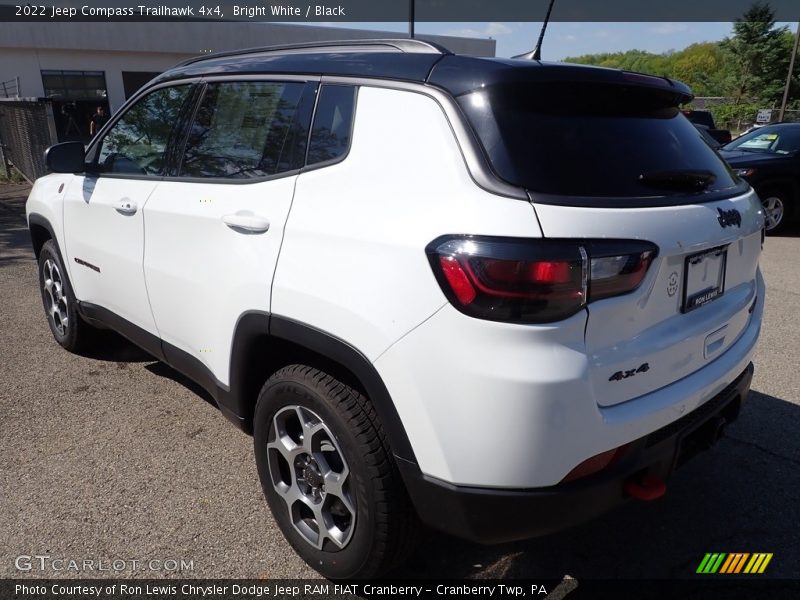 Bright White / Black 2022 Jeep Compass Trailhawk 4x4