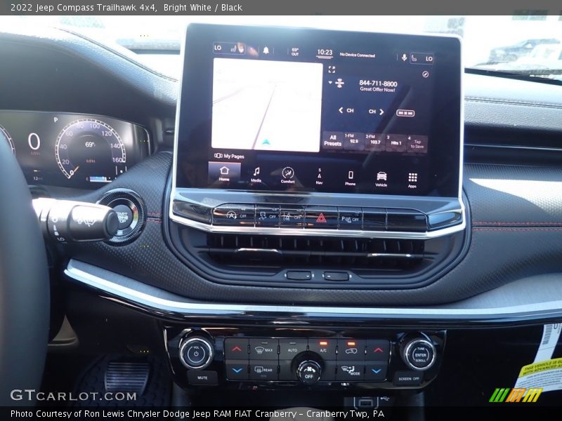 Bright White / Black 2022 Jeep Compass Trailhawk 4x4