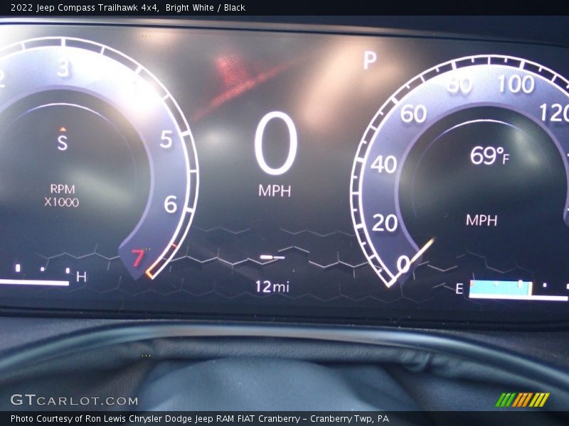 Bright White / Black 2022 Jeep Compass Trailhawk 4x4