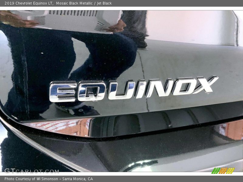 Mosaic Black Metallic / Jet Black 2019 Chevrolet Equinox LT