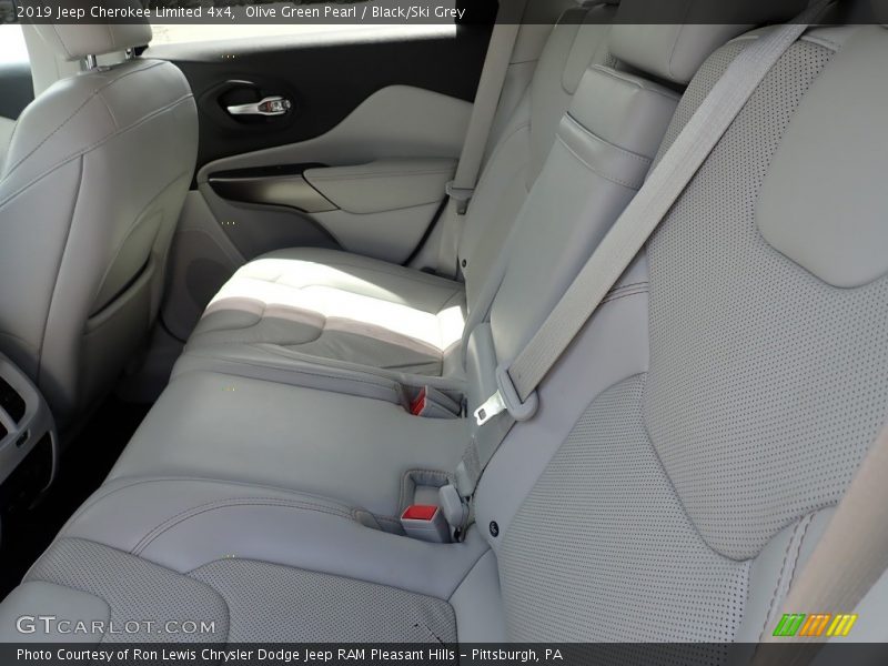 Olive Green Pearl / Black/Ski Grey 2019 Jeep Cherokee Limited 4x4