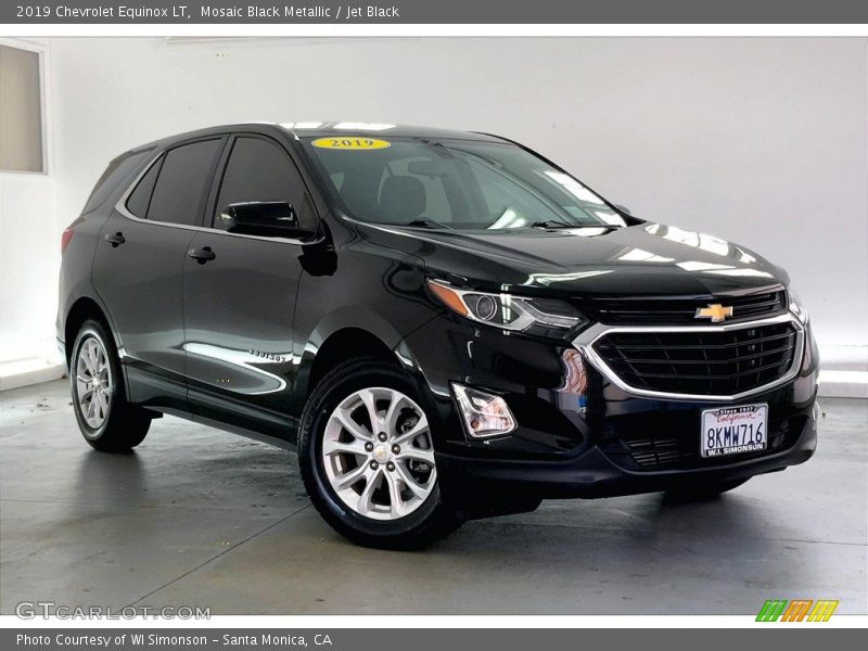 Mosaic Black Metallic / Jet Black 2019 Chevrolet Equinox LT