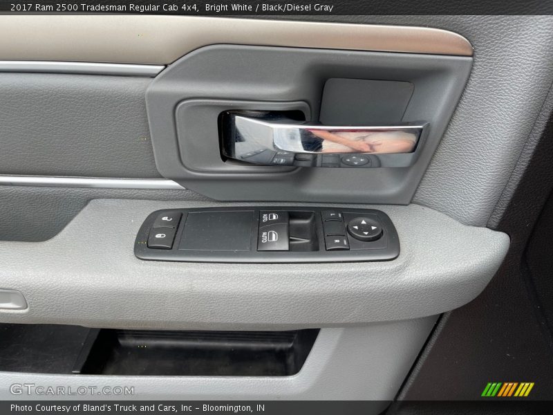 Bright White / Black/Diesel Gray 2017 Ram 2500 Tradesman Regular Cab 4x4