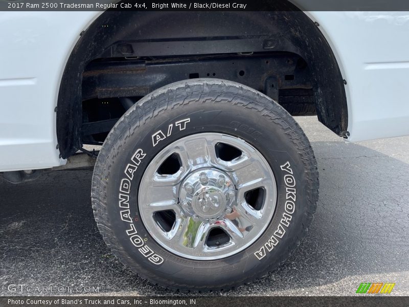 Bright White / Black/Diesel Gray 2017 Ram 2500 Tradesman Regular Cab 4x4