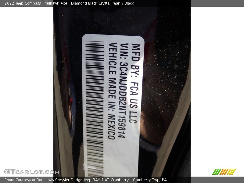 Diamond Black Crystal Pearl / Black 2022 Jeep Compass Trailhawk 4x4