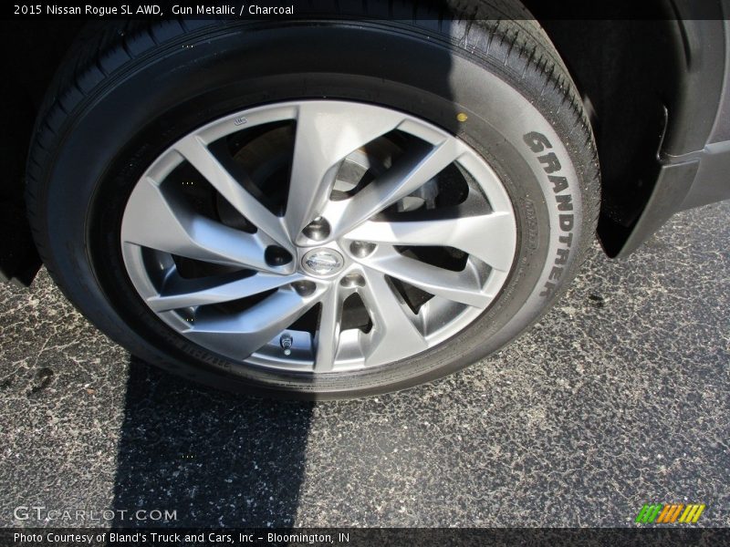 Gun Metallic / Charcoal 2015 Nissan Rogue SL AWD