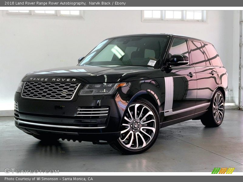 Front 3/4 View of 2018 Range Rover Autobiography