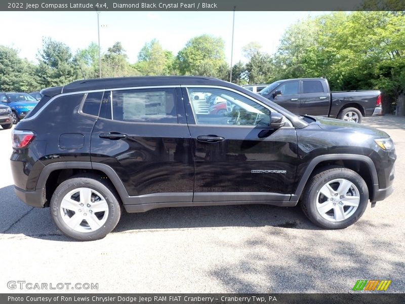 Diamond Black Crystal Pearl / Black 2022 Jeep Compass Latitude 4x4